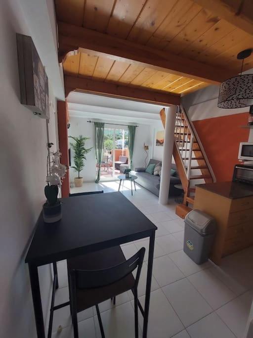 Studio Tipo Loft Con Vista Al Montgo デニア エクステリア 写真